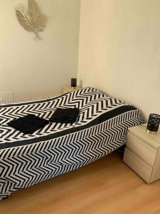 Appartement Vue Lac Marin Et Canigou Le Barcares Ngoại thất bức ảnh